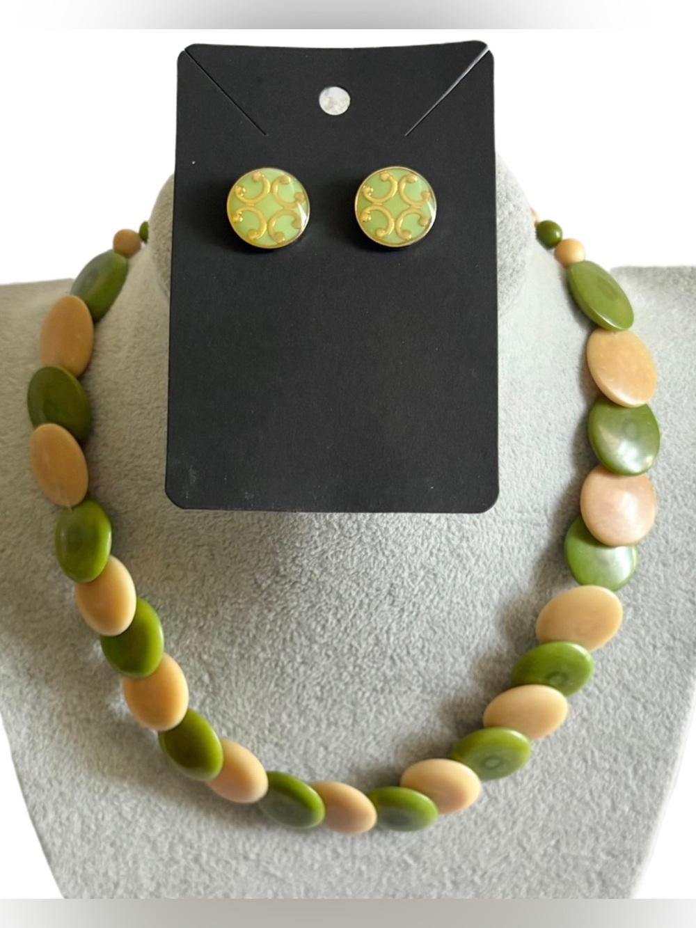 Vintage Green and Yellow Disc Necklace and Earrings Set